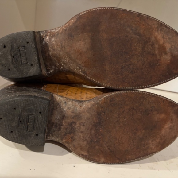 Men\'s boots size 11D main image 4